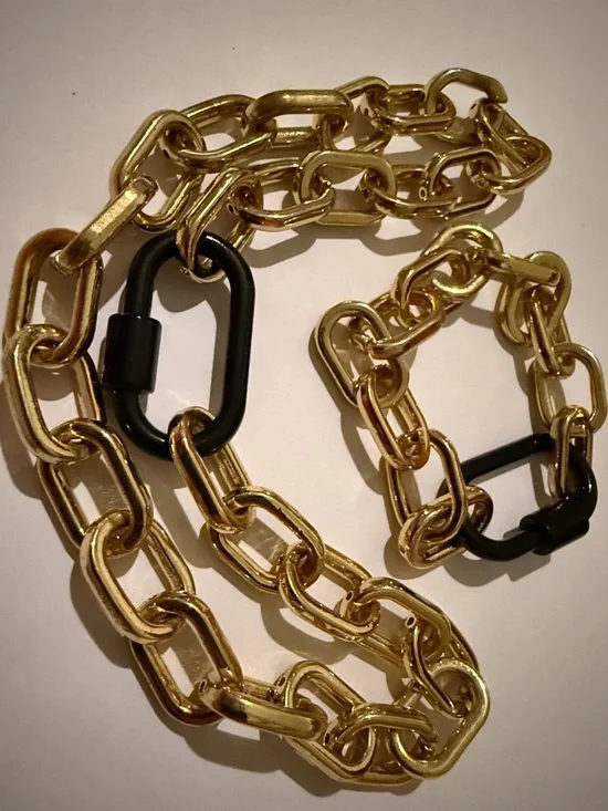 Allie+Bess Joan Gold tone Chain Link Necklace and Bracelet Set (2nd listing) - Picture 8 of 16